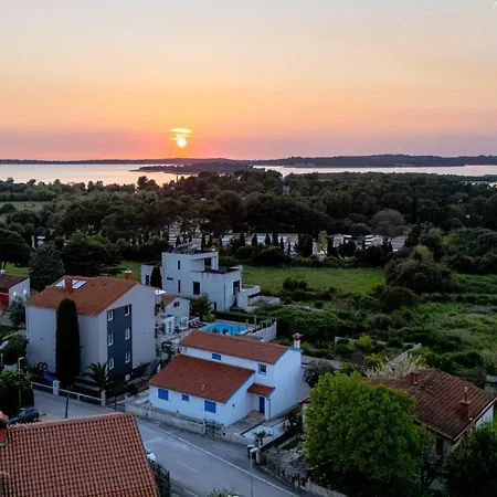Awesome In With House Sea View * Πούλα