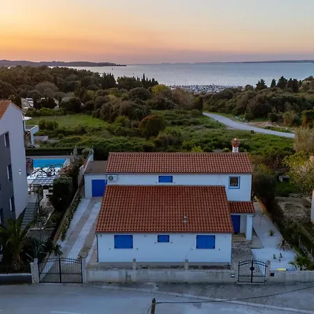 Σπίτι διακοπών Awesome In With House Sea View