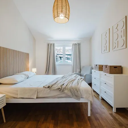 Awesome In With House Sea View Hébergement de vacances *